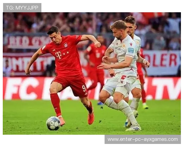 拜仁后防稳固，多次化解对手反扑威胁